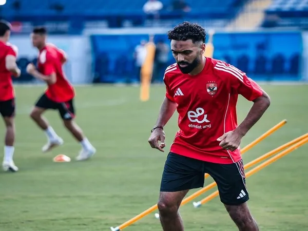 الشحات: الأهلي معتاد على كأس العالم.. ونتطلع لرؤية الجماهير في المدرجات الشحات: الأهلي معتاد على كأس العالم.. ونتطلع لرؤية الجماهير في المدرجات
