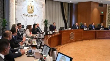 رئيس الوزراء يقود الاجتماع الأول لـ”لجنة الأزمات” لمناقشة السيناريوهات المتنوعة واستراتيجيات التصدي للتطورات الجديدة.