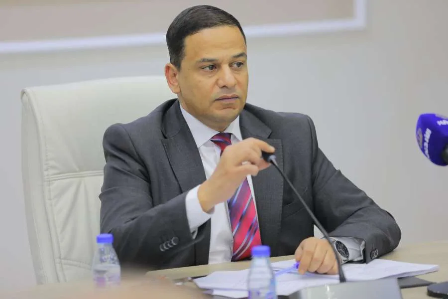 أبو هنية: قائد ملهم يسعى نحو العلو وصانع الأحلام ومروض المستحيل أبو هنية: قائد ملهم يسعى نحو العلو وصانع الأحلام ومروض المستحيل
