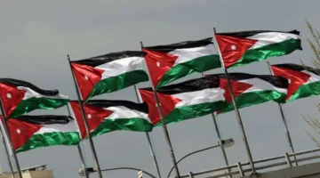 الأردنيون ي commemorates يوم الجيش وذكرى الثورة العربية الكبرى