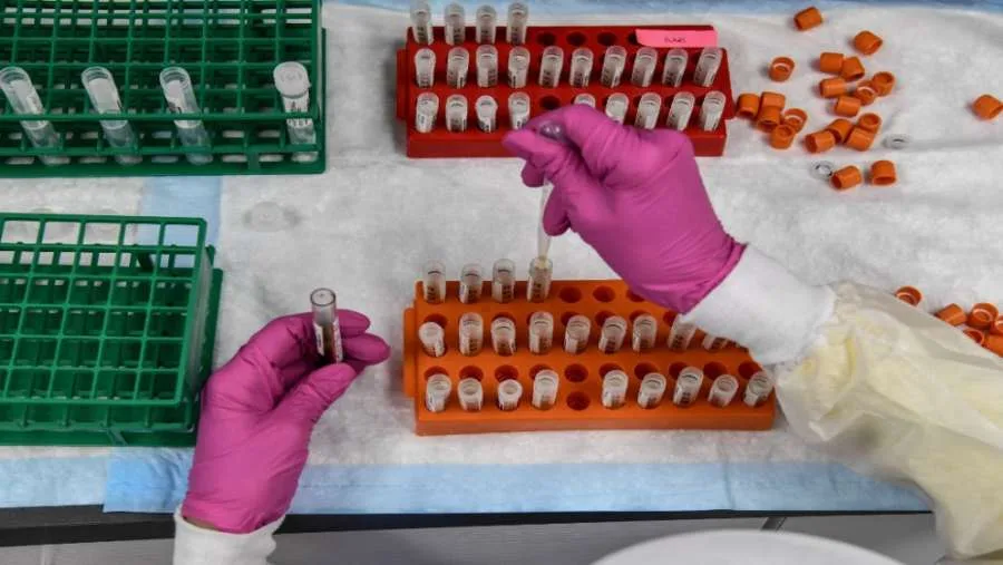 إدارة ترامب تسلط ضغوطاً جديدة على استراتيجية اللقاحات في الولايات المتحدة إدارة ترامب تسلط ضغوطاً جديدة على استراتيجية اللقاحات في الولايات المتحدة