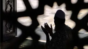 ما هي متطلبات العبادة السليمة في الإسلام؟