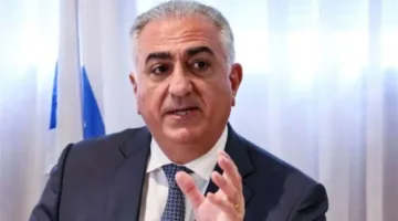 ابن شاه إيران يطالب الشرطة والجيش بالتمرد ضد النظام