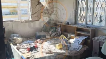 مدار الساعة تعرض صوراً للجسم الذي سقط على منزل وأدى إلى إصابة 3 أردنيين في إربد