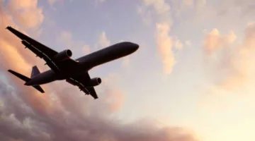 رئيس هيئة الطيران: إيقاف مؤقت لرحلات الطيران في الأجواء الأردنية حتى إشعار آخر (صور وفيديو)