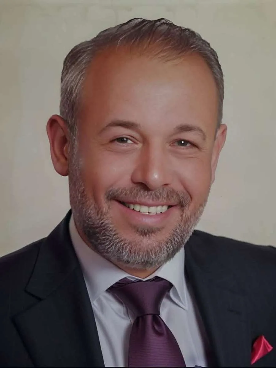 أبو حجر يكتب: متجر حيّنا أبو حجر يكتب: متجر حيّنا