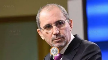 الصفدي يناقش مع وزير خارجية فرنسا العلاقات الثنائية وآخر التطورات الإقليمية