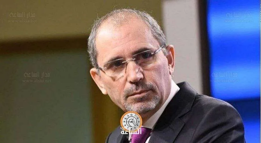 الصفدي يناقش مع وزير خارجية فرنسا العلاقات الثنائية وآخر التطورات الإقليمية الصفدي يناقش مع وزير خارجية فرنسا العلاقات الثنائية وآخر التطورات الإقليمية