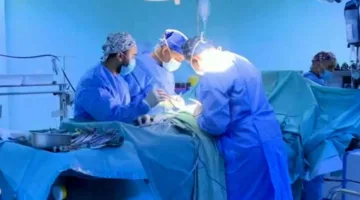 إجراء متميز ونادر في جراحة الأوعية الدموية بمستشفى الحسين السلط الجديد
