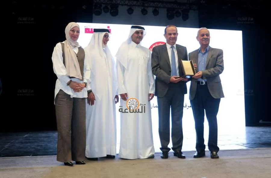 مهن من ذهب تُقيم احتفالاً بمناسبة تخرج الدفعة الأولى من مبادرة فرصة بحضور سميرات وآل ثاني (صور وفيديو) مهن من ذهب تُقيم احتفالاً بمناسبة تخرج الدفعة الأولى من مبادرة فرصة بحضور سميرات وآل ثاني (صور وفيديو)
