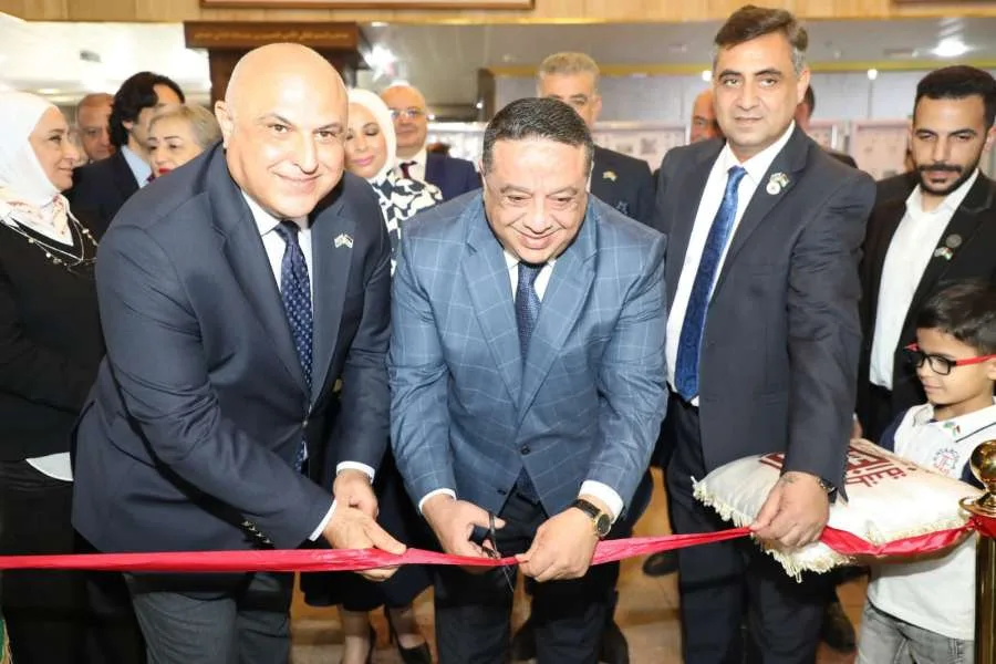 افتتاح أول معرض للطوابع البريدية الأردنية والأذربيجانية في الأردن بالمكتبة الوطنية (صور)