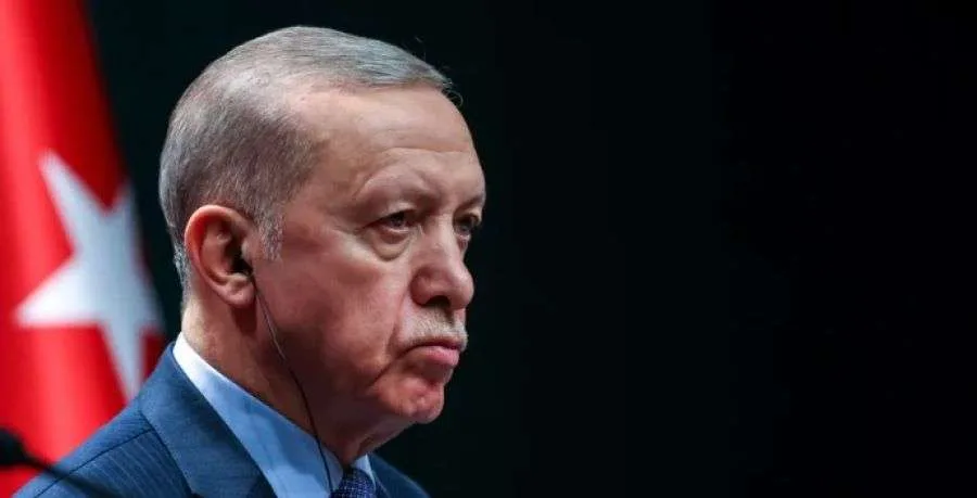 إردوغان ينبه أوروبا: هذه هي العواقب المحتملة للاشتباكات الجوية بين إيران وإسرائيل إردوغان ينبه أوروبا: هذه هي العواقب المحتملة للاشتباكات الجوية بين إيران وإسرائيل