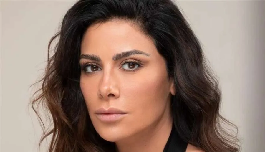 الفنانة الأردنية صبا مبارك تشرح سبب مغادرتها لبرنامج “وتر حساس” الفنانة الأردنية صبا مبارك تشرح سبب مغادرتها لبرنامج “وتر حساس”