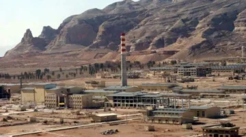 إيران تكشف عن استهداف مفاعل أصفهان النووي جراء غارة من إسرائيل