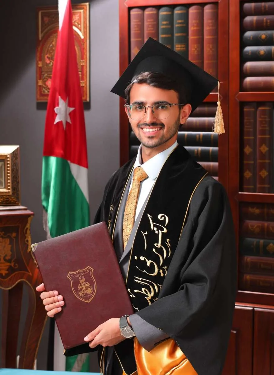 منتصر سليمان نصرالله المعلى الزيود.. تهانينا لحصوله على بكالوريوس الطب منتصر سليمان نصرالله المعلى الزيود.. تهانينا لحصوله على بكالوريوس الطب