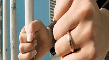 قاتلة روسية تخفي أسرارها وراء دقات الباب، وأربكت الشرطة لسنوات!