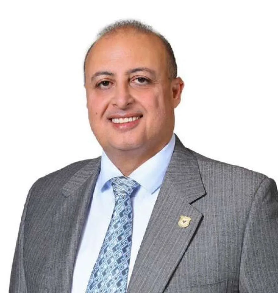 حسن يكتب: النجاحات تتواصل والكلمات تتجاوز الأرقام.. د. الحوراني يعزز مكانة عمان الأهلية بين الجامعات الرائدة. حسن يكتب: النجاحات تتواصل والكلمات تتجاوز الأرقام.. د. الحوراني يعزز مكانة عمان الأهلية بين الجامعات الرائدة.