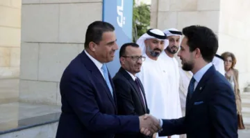 الدكتور عبد الكريم محمد الخرابشة: تهانينا بمناسبة تخرجه