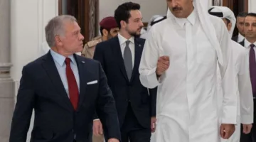 الملك يتواصل مع الشيخ تميم ويعبر عن دعم الأردن لقطر.