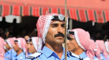 احتفال بتخرج دفعة جديدة من رجال الشرطة المستجدين.. إليكم ما وعدوا به (صور)