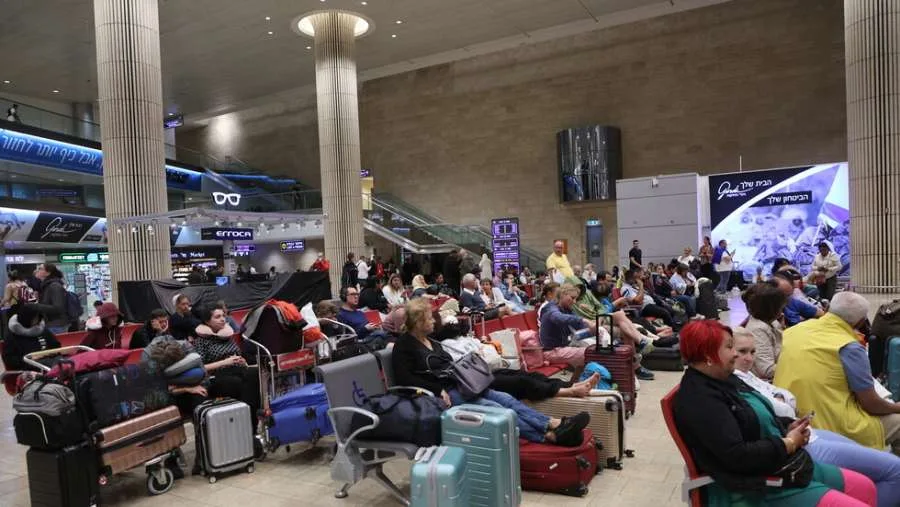 استعدادات في إسرائيل لفتح الأجواء وإعادة عشرات الآلاف العالقين بالخارج