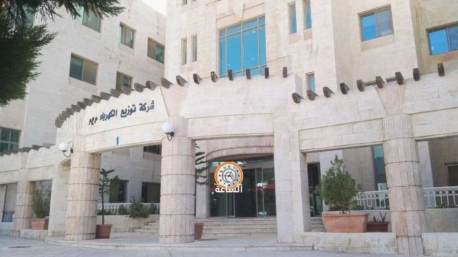 مدير عام توزيع الكهرباء يحصل على جائزة الرئيس التنفيذي لعام 2025 من المجلس البريطاني للسلامة الدولية مدير عام توزيع الكهرباء يحصل على جائزة الرئيس التنفيذي لعام 2025 من المجلس البريطاني للسلامة الدولية