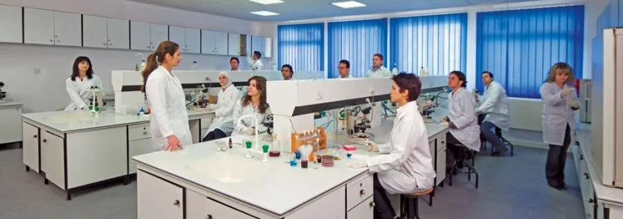 ميزات خريجي صيدلة عمان الأهلية بعد عام 2024 في ظل الاعتماد الأمريكي ACPE ميزات خريجي صيدلة عمان الأهلية بعد عام 2024 في ظل الاعتماد الأمريكي ACPE
