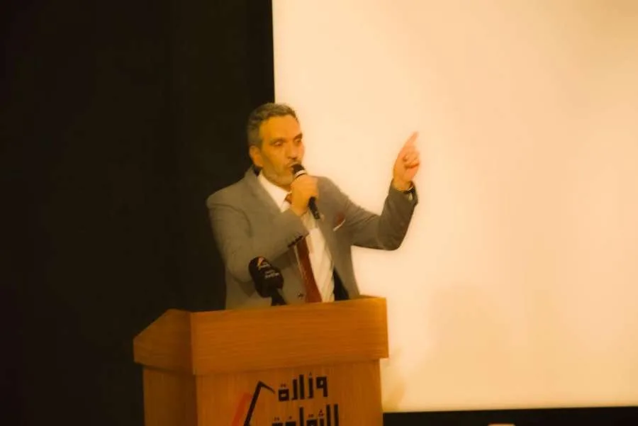 الغرابية يتناول موضوع ولي العهد في كتاباته الغرابية يتناول موضوع ولي العهد في كتاباته