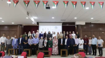صيدلية الزرقاء تنظم ورشة عمل لتحديث المنهج الدراسي