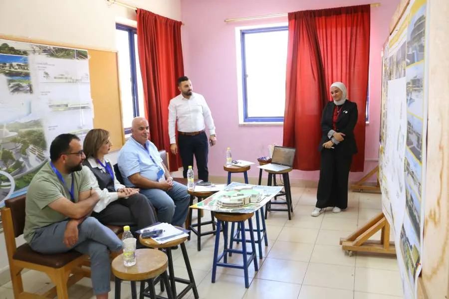 جامعة الزرقاء: كلية الهندسة التكنولوجية تختتم مناقشات مشاريع التخرج جامعة الزرقاء: كلية الهندسة التكنولوجية تختتم مناقشات مشاريع التخرج