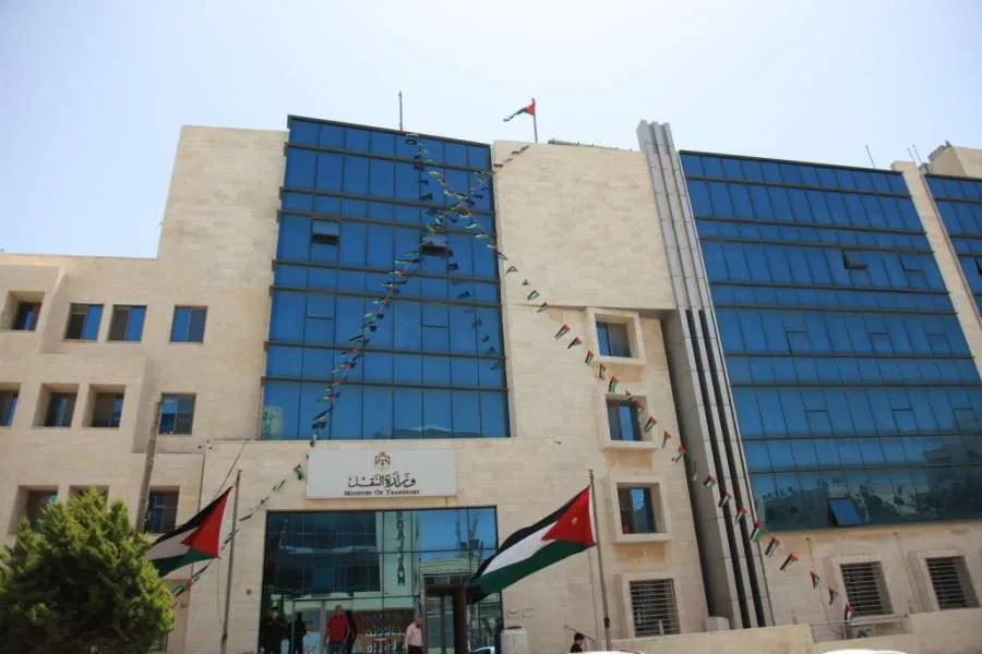 الإنطلاق الرسمي لمشروع النقل بين عمان والمحافظات غدًا