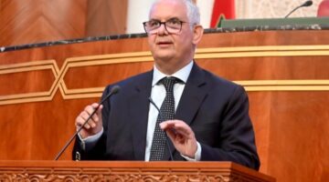 بركة يُعلن استفادة 30 مدينة مغربية من مبادرات “كأس العالم” 2030