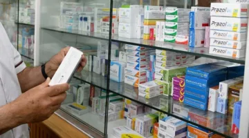 الصيادلة يُحمّلون وزارة الصحة المسؤولية الكاملة عن نقص الأدوية الأساسية