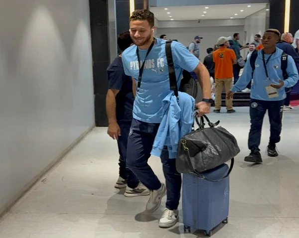 بيراميدز يتوجه إلى استاد القاهرة لملاقاة الزمالك في نهائي الكأس بيراميدز يتوجه إلى استاد القاهرة لملاقاة الزمالك في نهائي الكأس