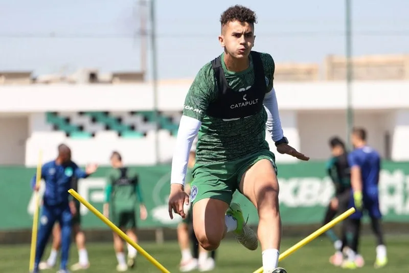 فريق الرجاء يؤخر بدء التدريبات