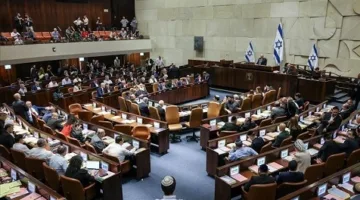 الإجماع الإسرائيلي يعلن عن تقديم مشروع قانون لحل الكنيست اليوم.