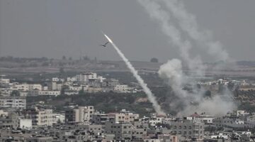القناة 12 العبرية: interception of three missiles launched from Iran towards northern Israel.