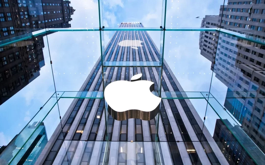 آبل تكشف عن تصميم مبتكر لنظام iOS يحمل اسم الزجاج السائل آبل تكشف عن تصميم مبتكر لنظام iOS يحمل اسم الزجاج السائل
