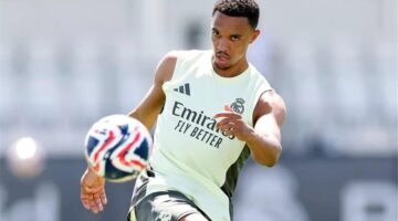 آراء أرنولد وهويسين حول اللعب مع ريال مدريد في مواجهة الهلال