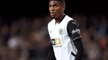 آرسنال يزيد عرضه للتعاقد مع مدافع فالنسيا بعد رفض مبلغ 14 مليون يورو