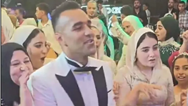 أبرز اللحظات في حفل زفاف سيد نيمار لاعب الزمالك: 12 صورة تبرز الحدث أبرز اللحظات في حفل زفاف سيد نيمار لاعب الزمالك: 12 صورة تبرز الحدث