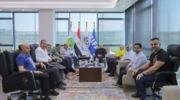 أبوريدة يناقش خطة المنتخب الوطني لكأس العرب مع الطاقم الفني