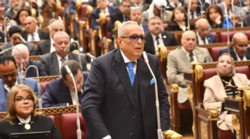 أبوشقة: كليات التربية تواجه خيارين بين المحافظة على تقاليدها أو التقدم نحو المستقبل بتطبيق مواد الدستور