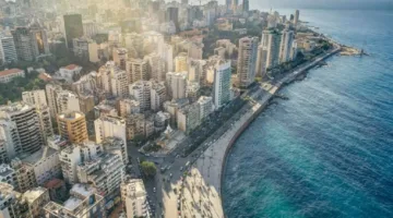 أثر الصراع بين إيران وإسرائيل على صيف لبنان… ‘نترقب معجزة’