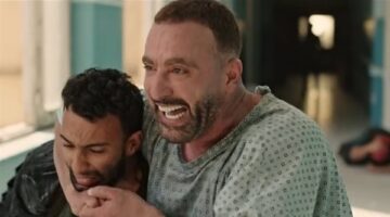 أحمد السقا suffers from memory loss in the film “Ahmed and Ahmed.”