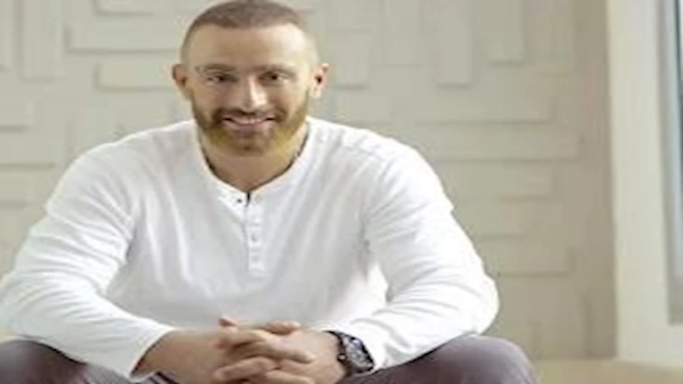 أحمد السقا: أمضينا الليلة على جبل عرفات ونحن مصطفون هذا العام بركة من الله أحمد السقا: أمضينا الليلة على جبل عرفات ونحن مصطفون هذا العام بركة من الله