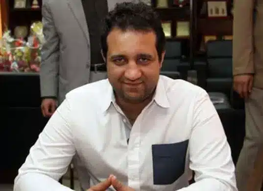 أحمد مرتضى يعلن تفاصيل مفاجئة حول صفقة الثلاثة ملايين دولار في النادي الأهلي. أحمد مرتضى يعلن تفاصيل مفاجئة حول صفقة الثلاثة ملايين دولار في النادي الأهلي.