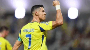 أخبار جديدة حول تجديد عقد رونالدو مع النصر