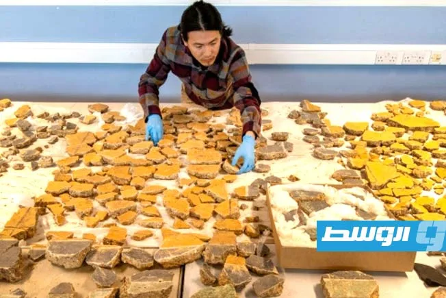 أخصائيو الآثار يعيدون إنشاء جدارية رومانية تعود لألف سنة مضت أخصائيو الآثار يعيدون إنشاء جدارية رومانية تعود لألف سنة مضت