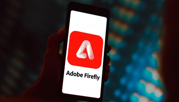 «أدوبي» تطلق Firefly رسميًا على نظامي أندرويد وiOS.. ثورة في الذكاء الاصطناعي متاحة بين يديك «أدوبي» تطلق Firefly رسميًا على نظامي أندرويد وiOS.. ثورة في الذكاء الاصطناعي متاحة بين يديك